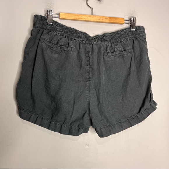 Caslon Gray 100% Linen Shorts, size L - Picture 7 of 13